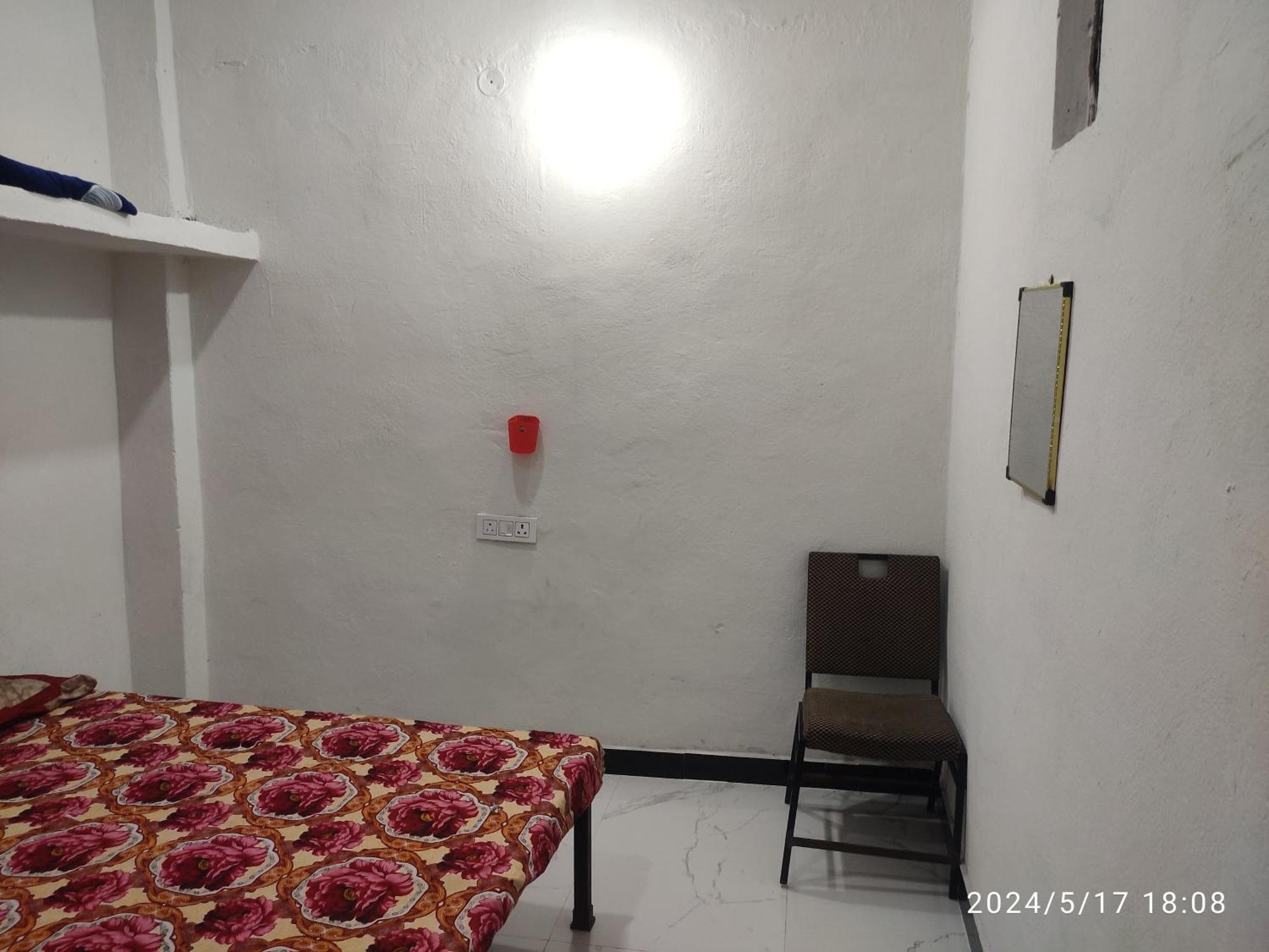 Kuber Bhandari Guest House And Hotel Sehore الغرفة الصورة